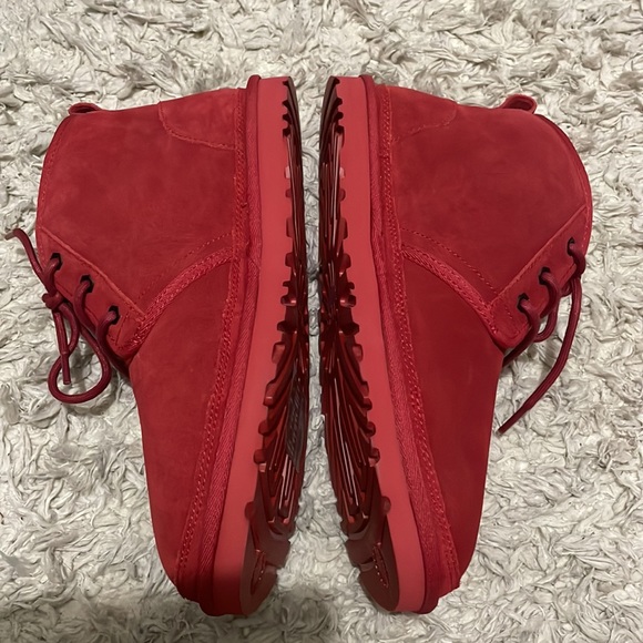 Men’s Ugg boot - Picture 3 of 9